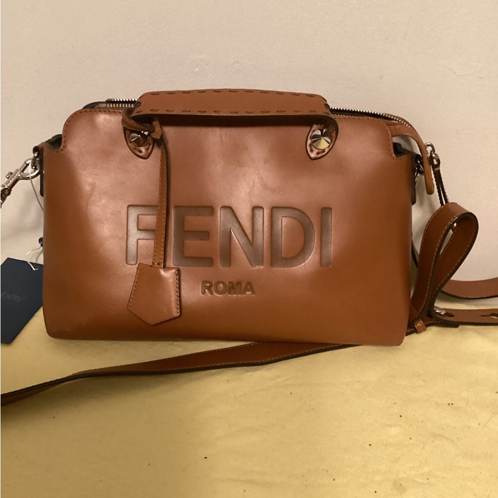 FENDI BY THE WAY 2way shoulder leather bag Authentic elegant sophisticated
